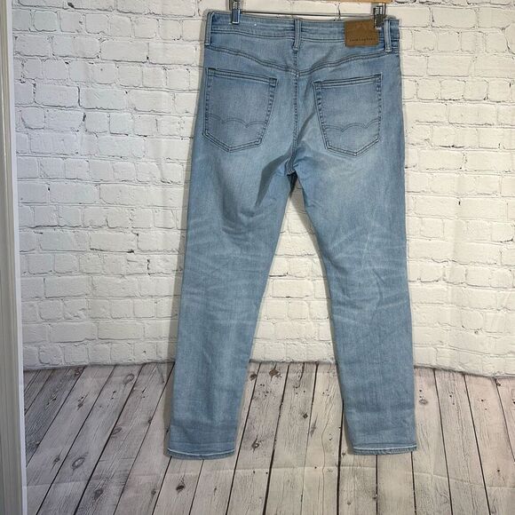 American Eagle Athletic Jeans Mens 33 x 32 Light Wash Next Level Flex Stretch - Picture 7 of 12